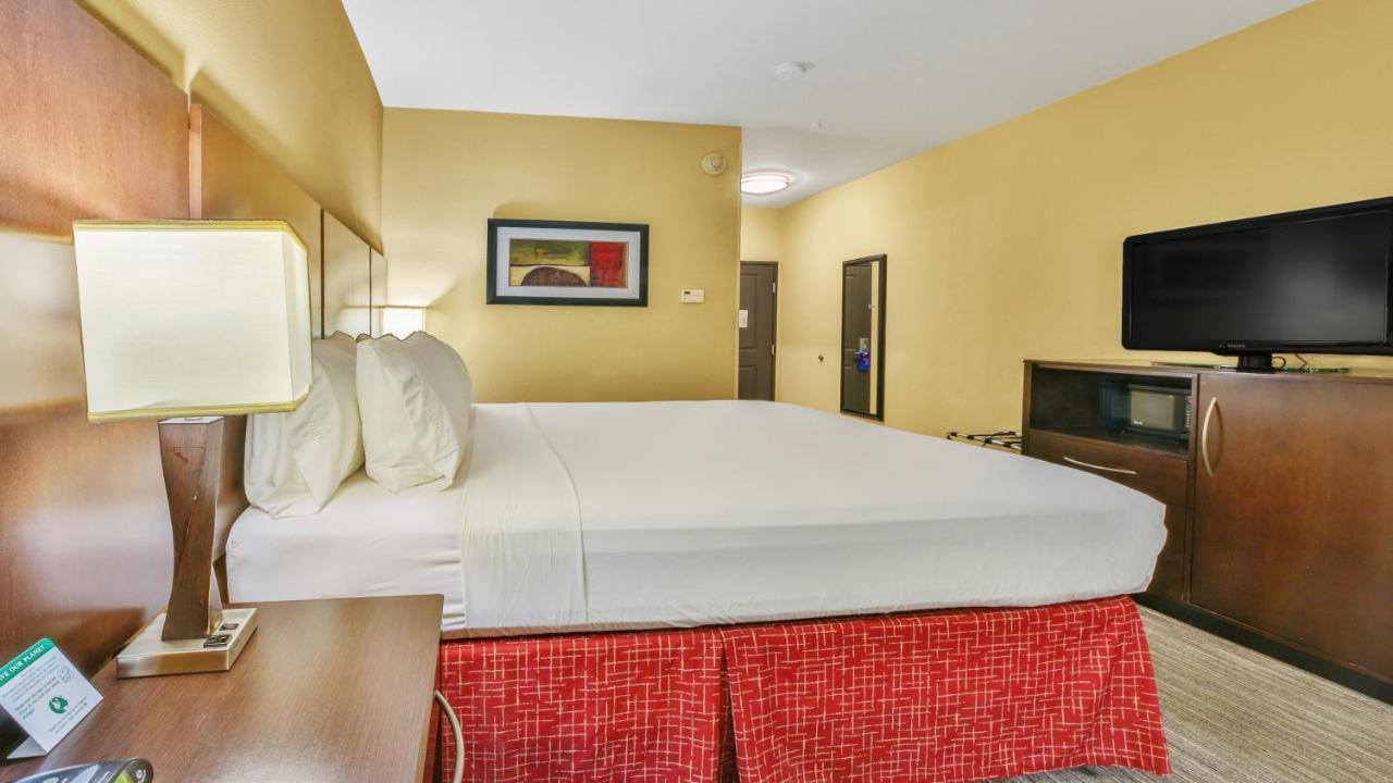 Holiday Inn Express & Suites Houston South - Near Pearland By Ihg Eksteriør billede