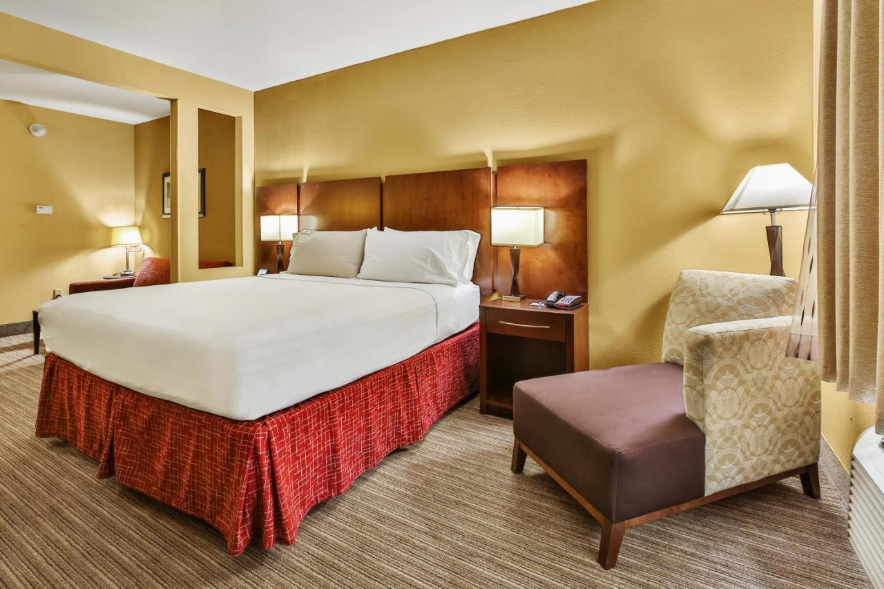 Holiday Inn Express & Suites Houston South - Near Pearland By Ihg Eksteriør billede