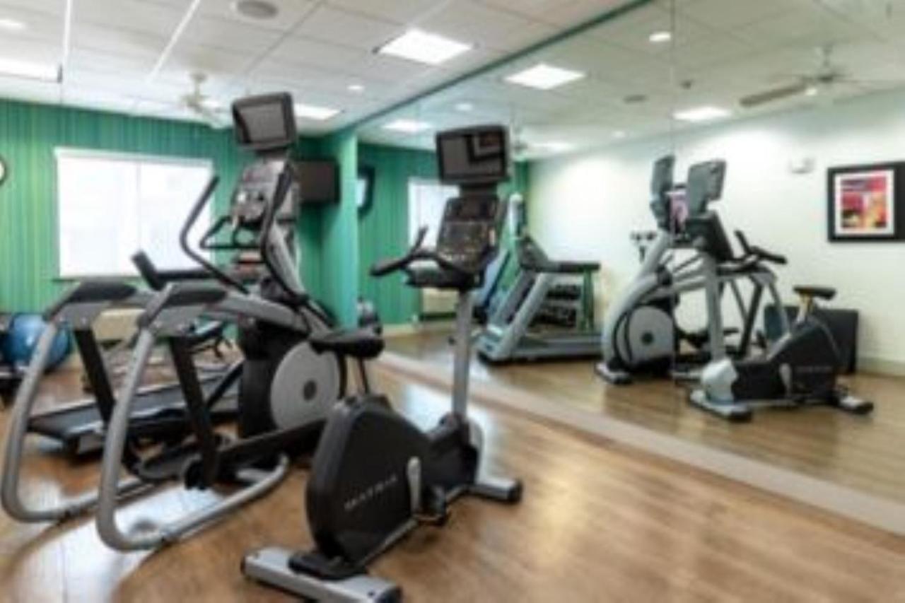 Holiday Inn Express & Suites Houston South - Near Pearland By Ihg Eksteriør billede