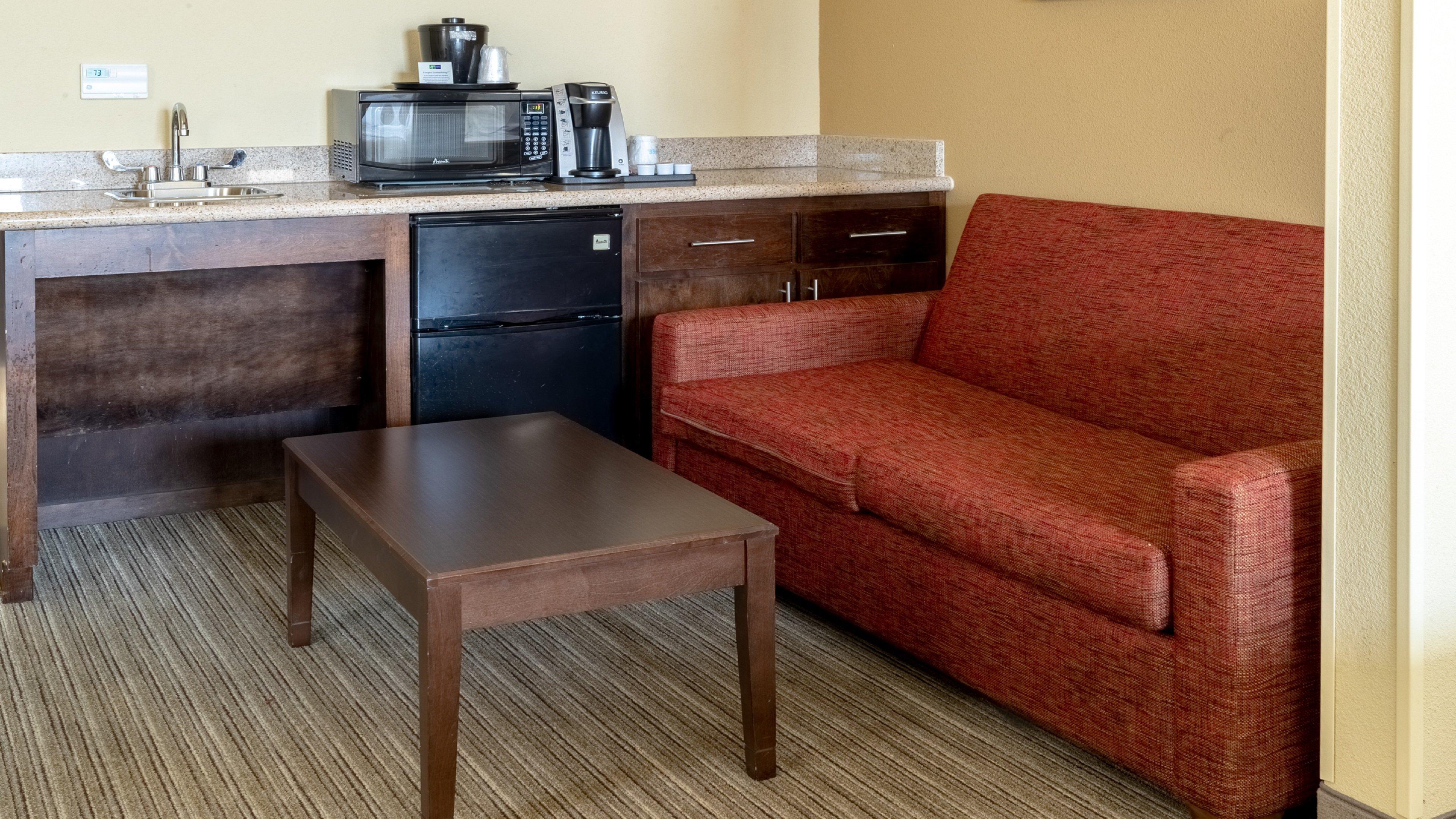 Holiday Inn Express & Suites Houston South - Near Pearland By Ihg Eksteriør billede